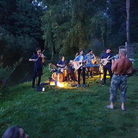 Modletice U řeky Thaya česká Kanada