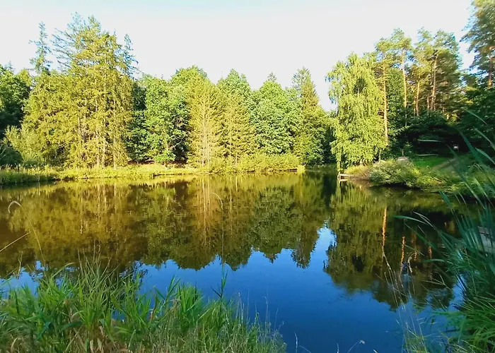 Modletice U Reky Thaya Ceska Kanada